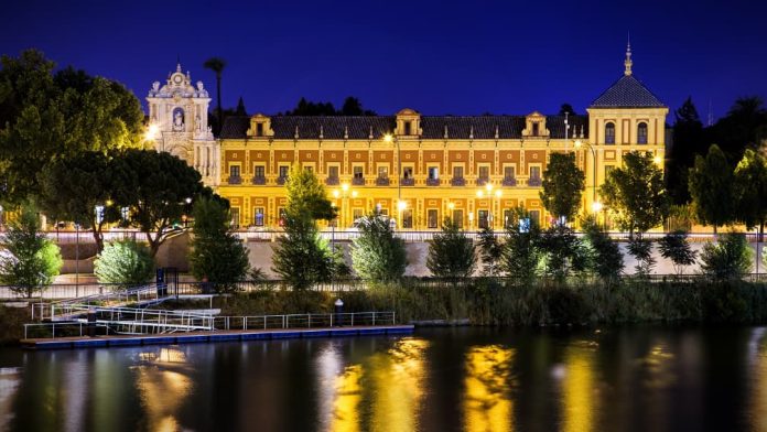 ¡Wow! Sevilla y su Palacio de San Telmo: Un Rinconcito Renacentista que te Hará enloquecer