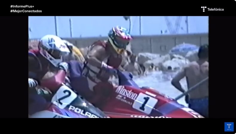 Piloto Tonejo Rodriguez en moto de agua Merca2.es