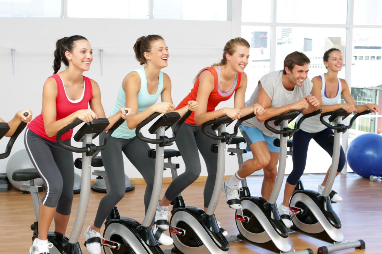 ENFOQUE Y EQUILIBRIO: CLAVES PARA UN SPINNING SALUDABLE