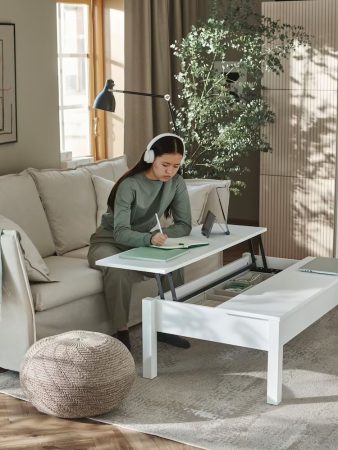 ¿Problemas de espacio en tu salón? IKEA tiene la solución perfecta con esta mesa de centro elevable 65 Merca2.es Versatilidad y estilo para cualquier ambiente del hogar: descubre la mesa TRULSTORP en negro y blanco