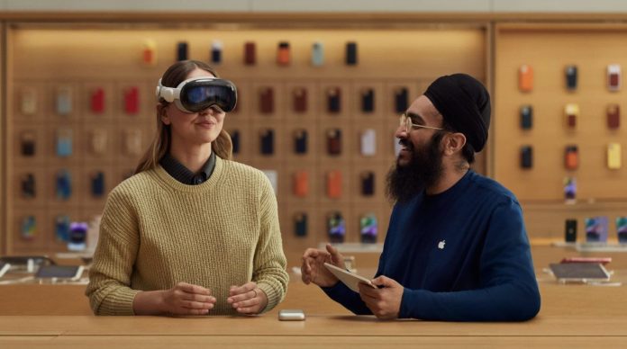 Apple retrasa la entrega de Vision Pro por exceso de éxito en las preventas