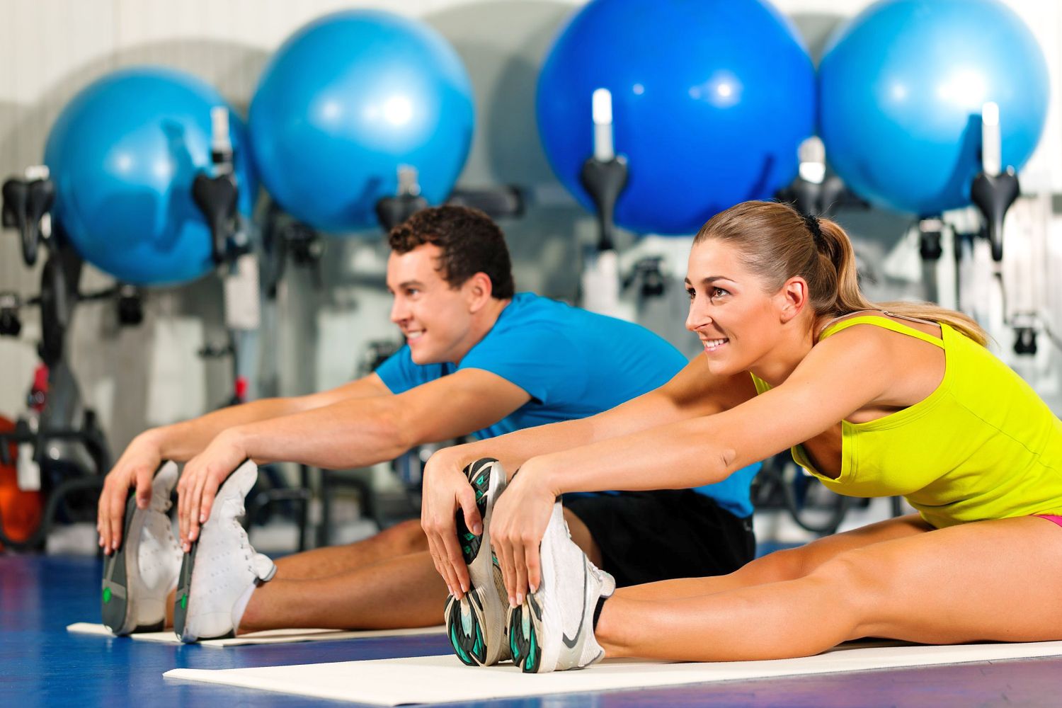 Te comentamos lo que tienes que hacer para no dejar de ir al gimnasio a los pocos días de empezar 1 Merca2.es La Inercia del Nuevo Año: El Gimnasio como Propósito