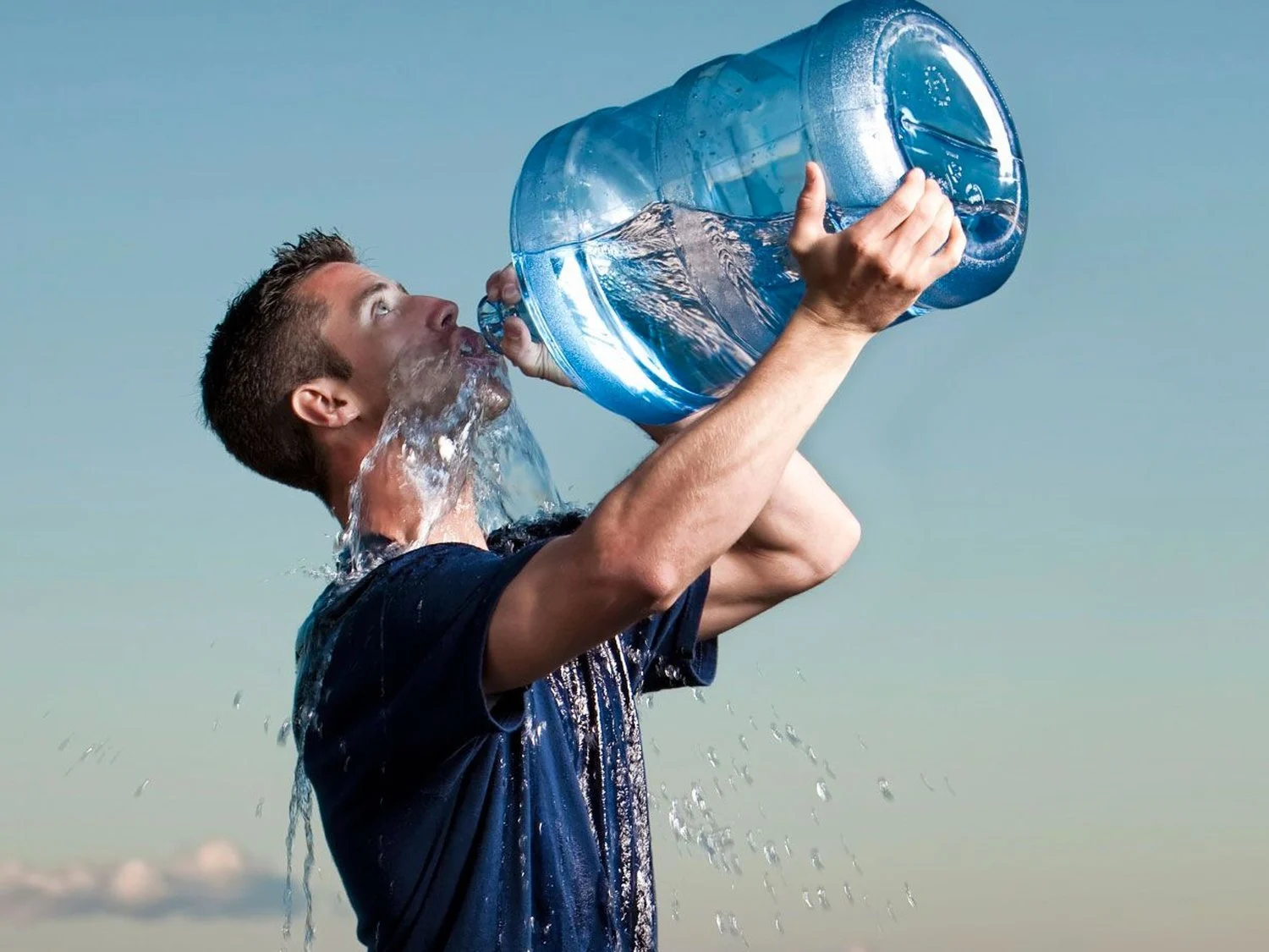 ¿CUÁNTA AGUA NECESITAMOS REALMENTE? 