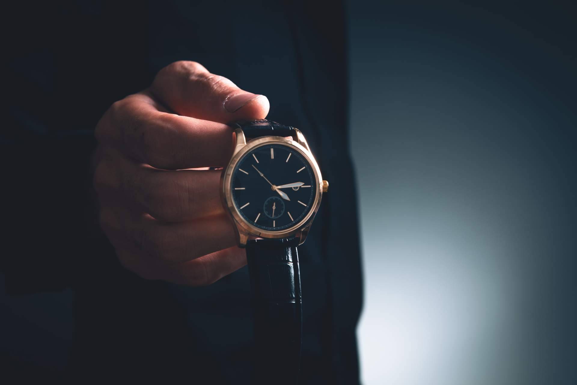 Vender relojes de lujo en Madrid con Bonhill Group