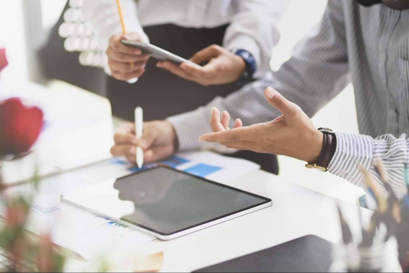 SEO y SEM internacional de la mano de la agencia de marketing digital Madrid SkyRocket Montser