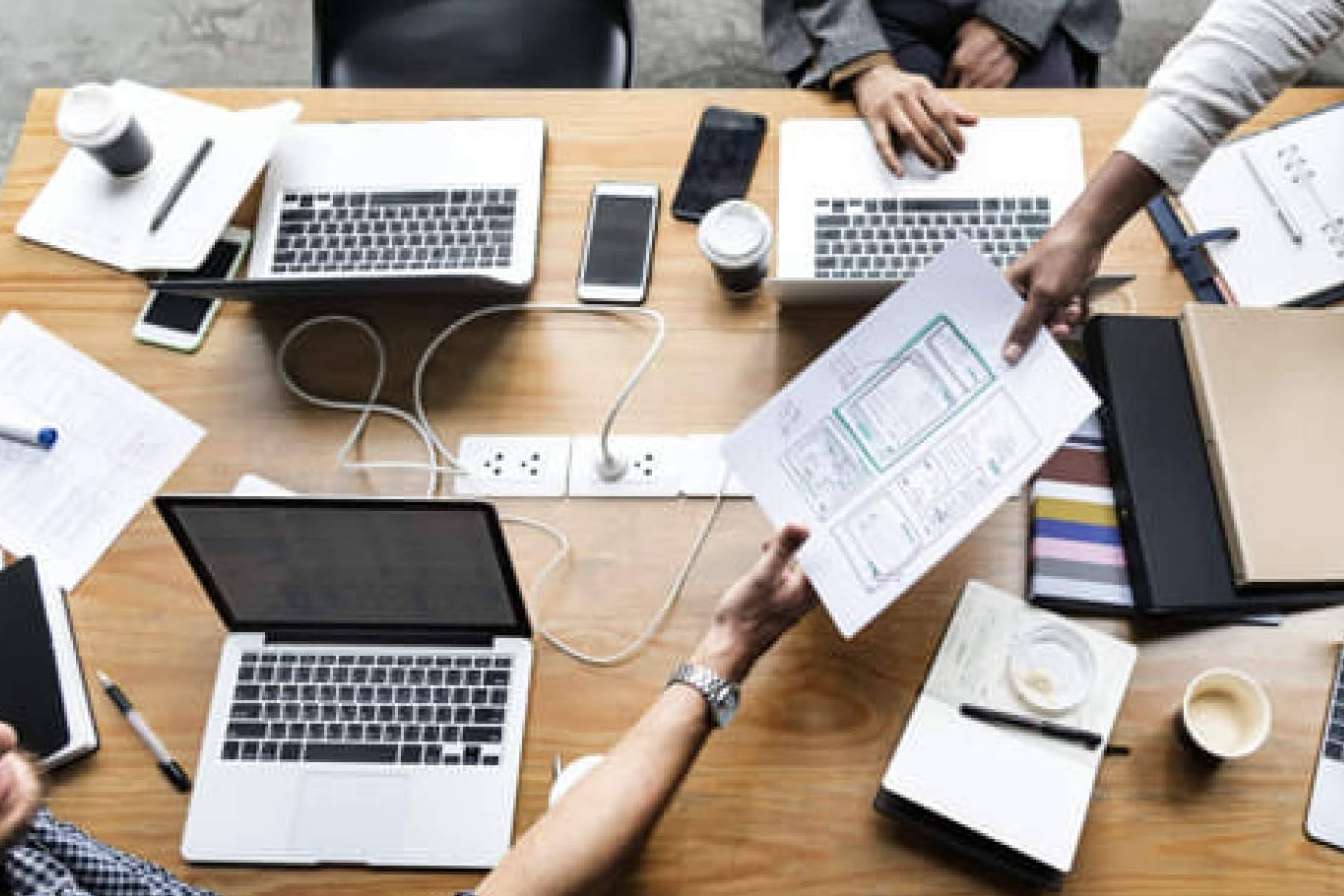 IRON Studio da paso a Remunta Marketing; novedades en el mundo del marketing digital