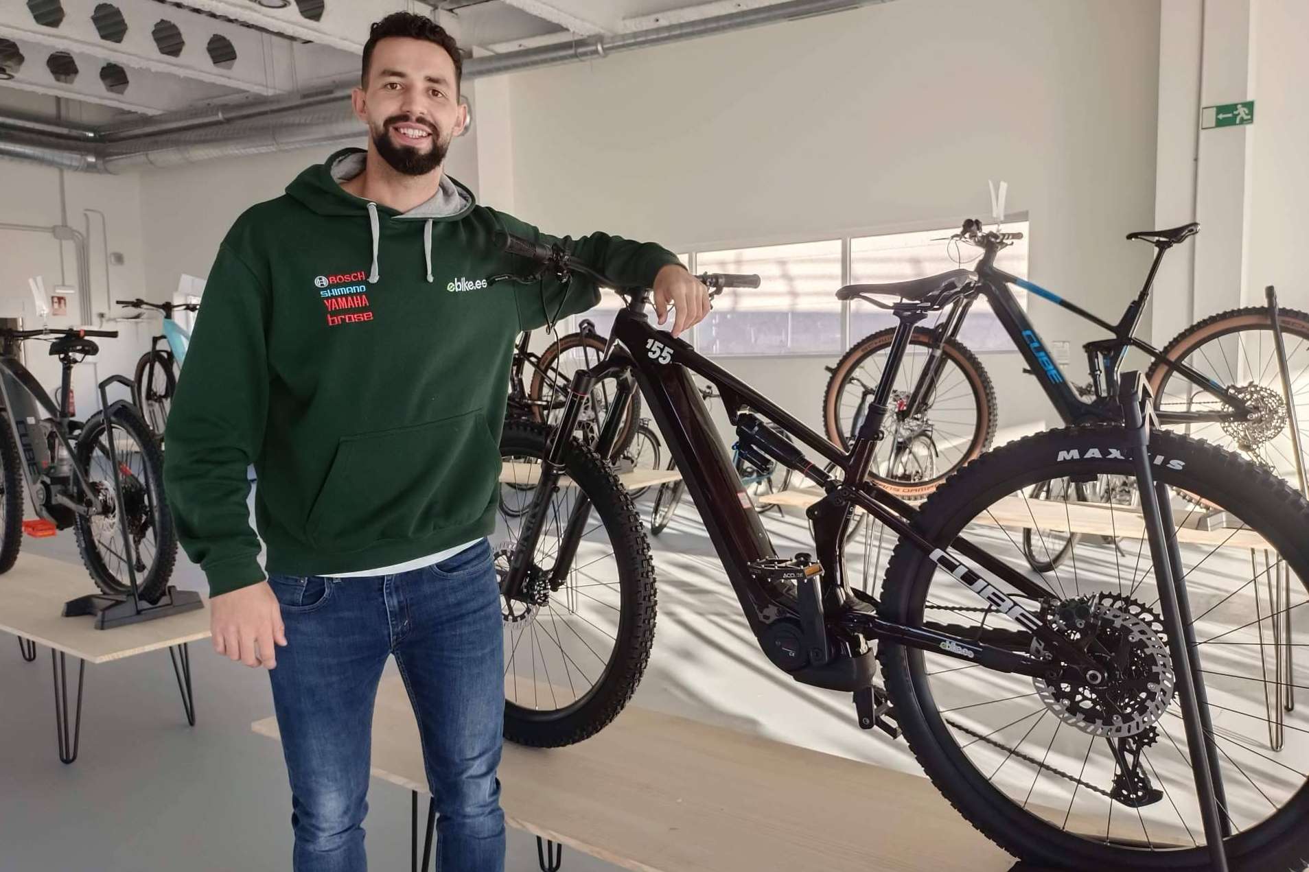 Descubrir la nueva eMTB Cube Stereo Hybrid ONE55 C68X SLX 750 con una revisión detallada