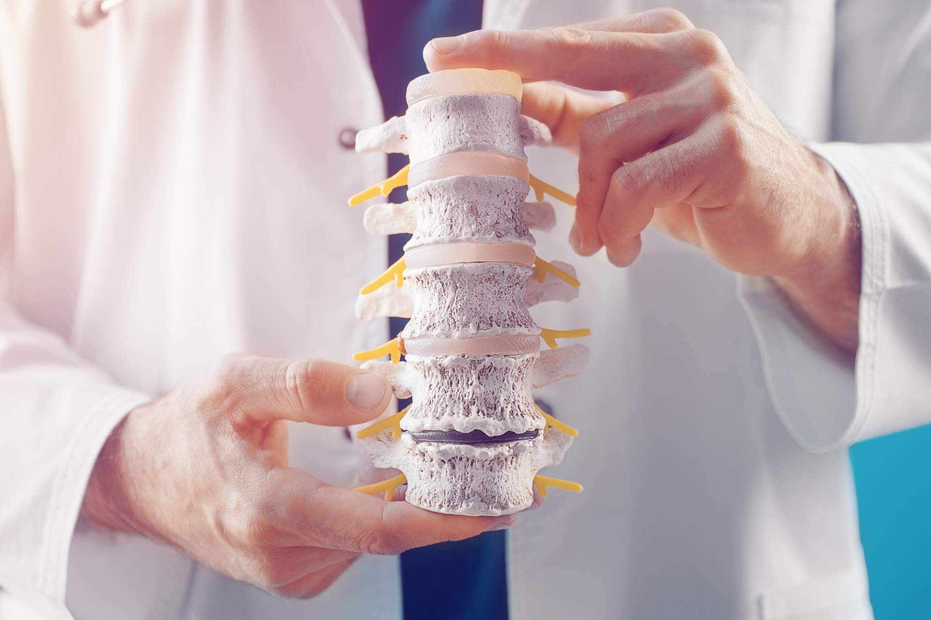 ¿Dónde encontrar tratamientos innovadores de columna y técnicas pioneras? Biziondo