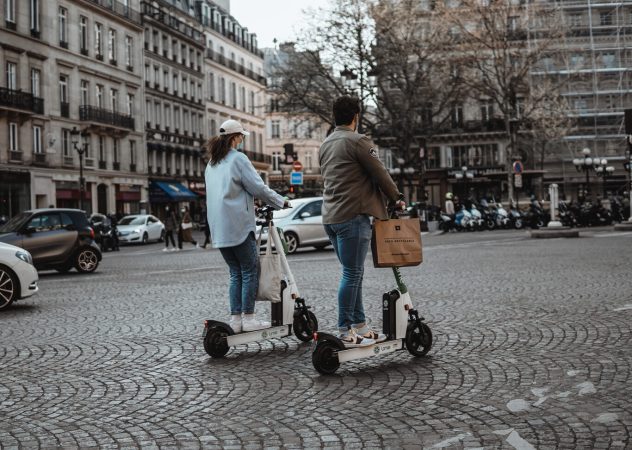 Estas son todas las novedades que aplicará la DGT en 2024 41 Merca2.es patinete Merca2.es