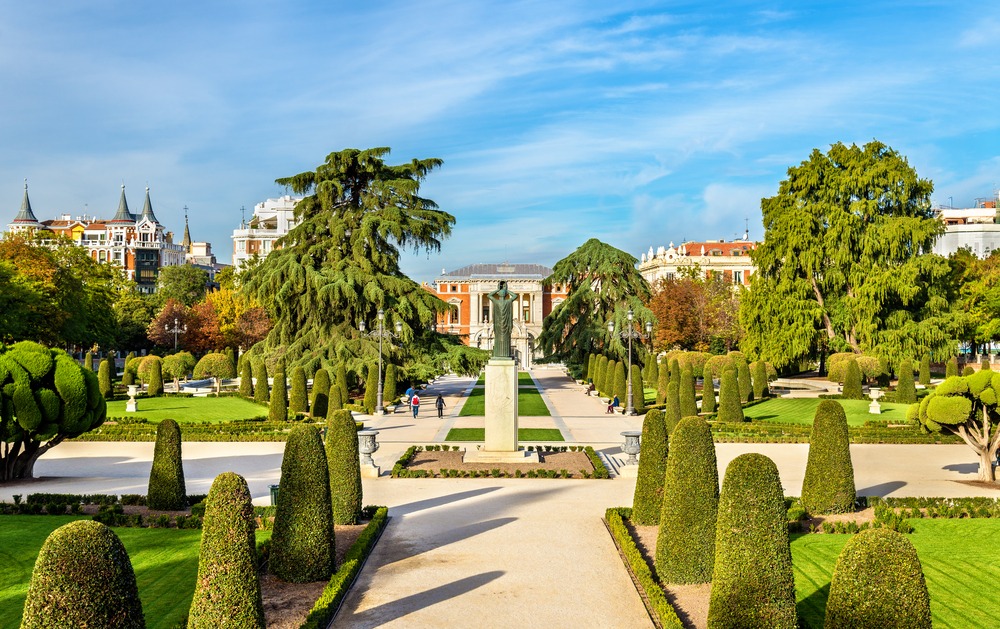 El oasis urbano: secretos y maravillas del Parque del Retiro en Madrid 2 Merca2.es MARAVILLAS PARA EL DELEITE Y LA REFLEXIÓN