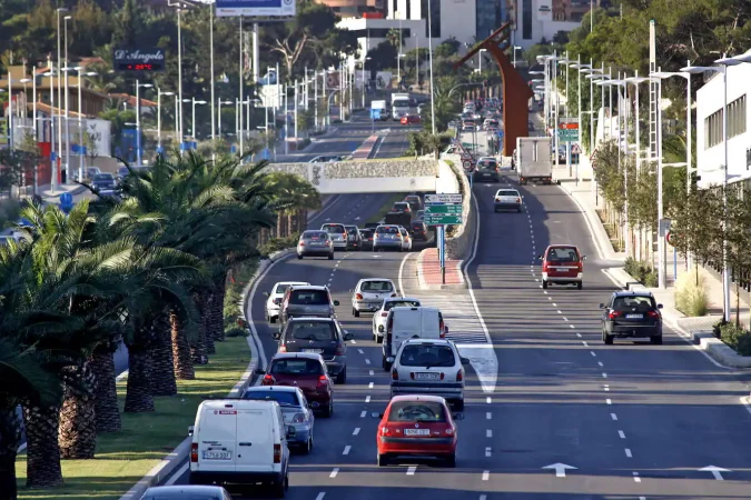 Estas son todas las novedades que aplicará la DGT en 2024 36 Merca2.es DGT