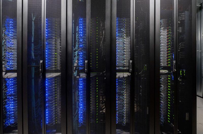 PP pide ayudas electrointensivas para las empresas de la Nube y que los centros de datos tengan codigo CNAE