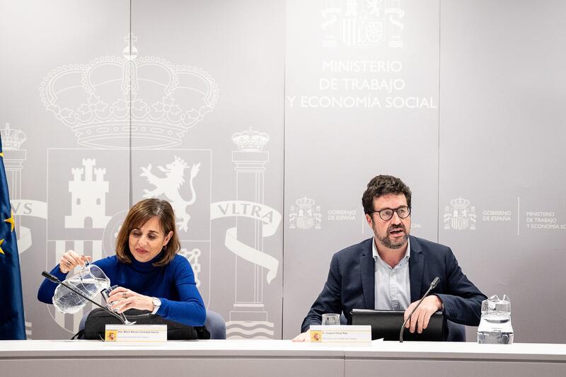 Trabajo se compromete con agentes sociales a mejorar la prevención de los riesgos laborales en empresas
