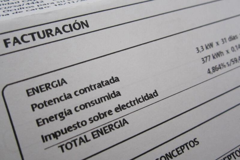OCU exige al Gobierno mantener IVA de la electricidad en el 10%