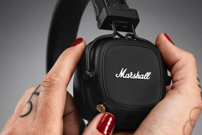 Fnac rebaja 50 euros estos extraordinarios auriculares inalámbricos Bluetooth de Marshall ¡Menudo chollo!