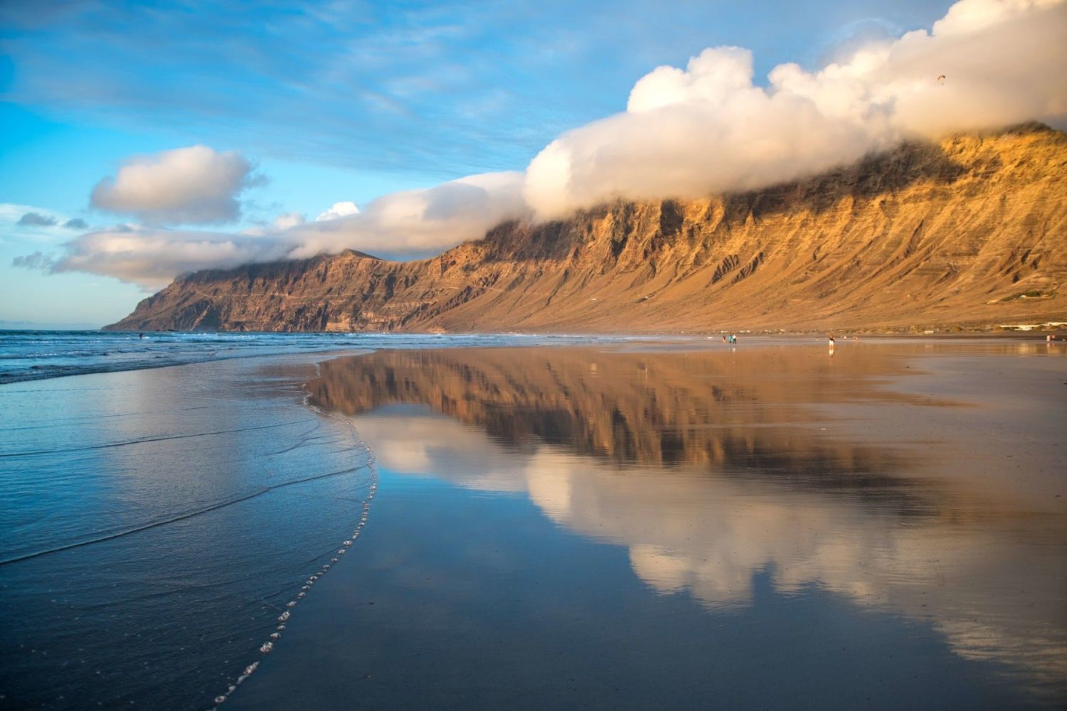 UNA JOYA EN LAS CANARIAS: DESCUBRE FAMARA