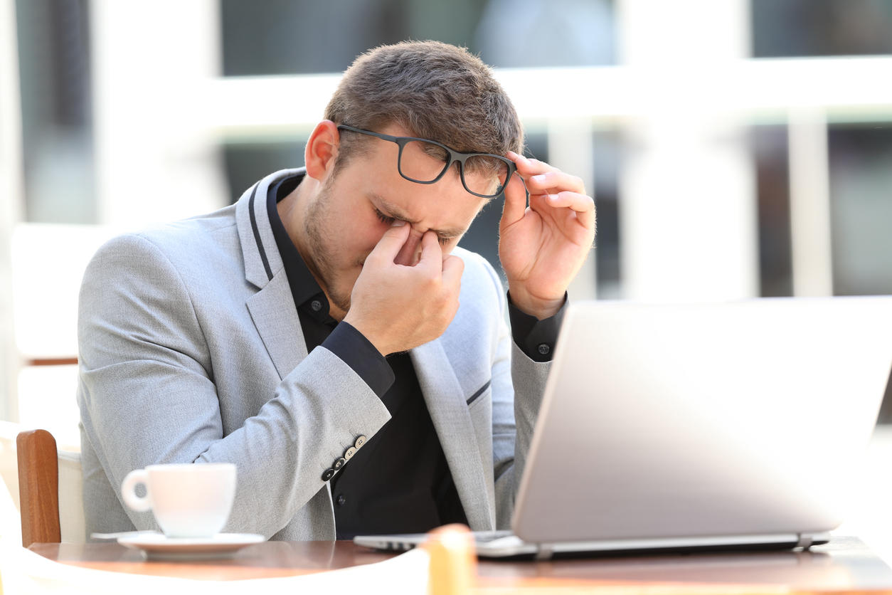 LA ADICCIÓN DIGITAL UN FENÓMENO CRECIENTE: LOS BENEFICIOS DE DESINTOXICAR LA MENTE