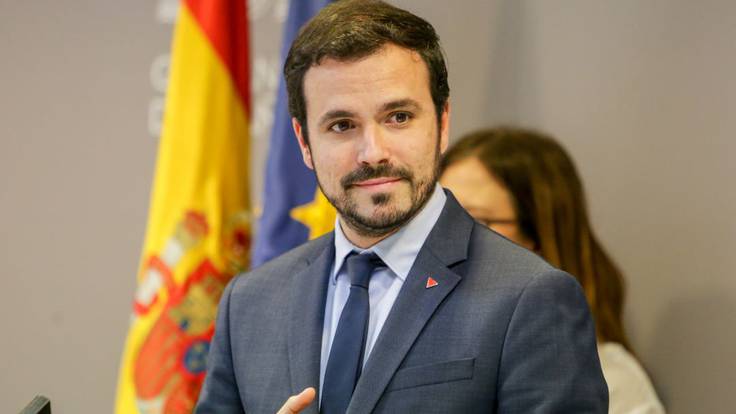 Óscar Puente apoya a Alberto Garzón: «Hay que cobrar poco y pedir perdón por ser político»