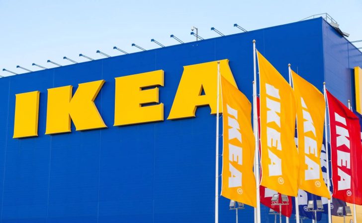 Ikea tiene un megaútil mueble 2X1: sirve como taburete y como cesto de almacenaje