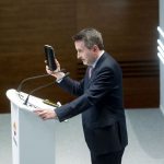 Repsol tendrá que vender renovables para mantener el retorno a los accionistas