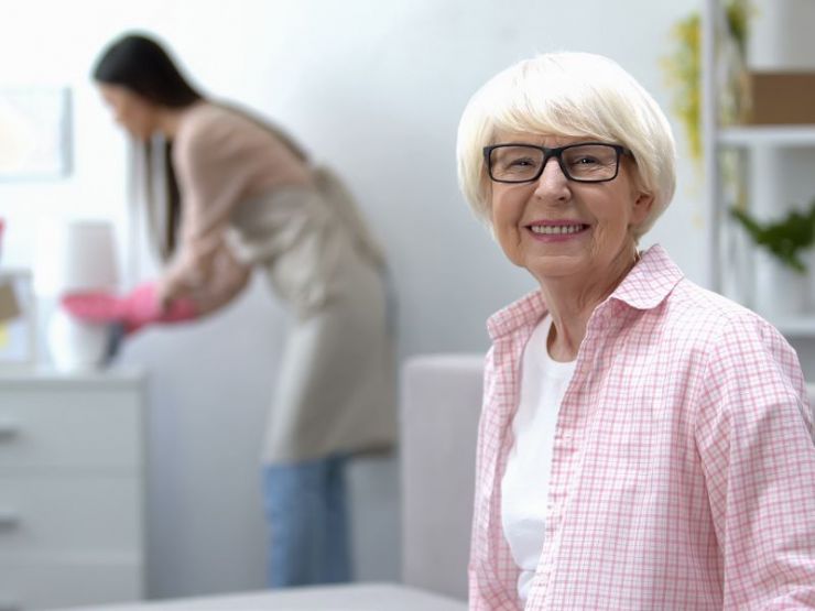 Increíble el viejo truco de las abuelas para mejorar el color de tu ropa en la colada