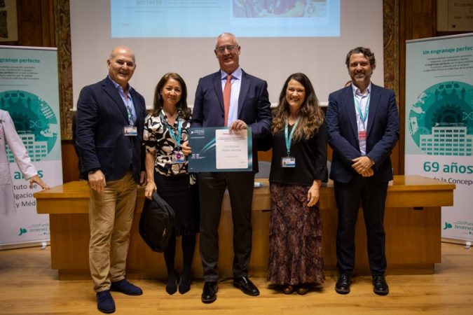 La FJD homenajeo a los profesionales del hospital que cumplen 25 anos de trabajo en la institucion en 2024 Merca2.es