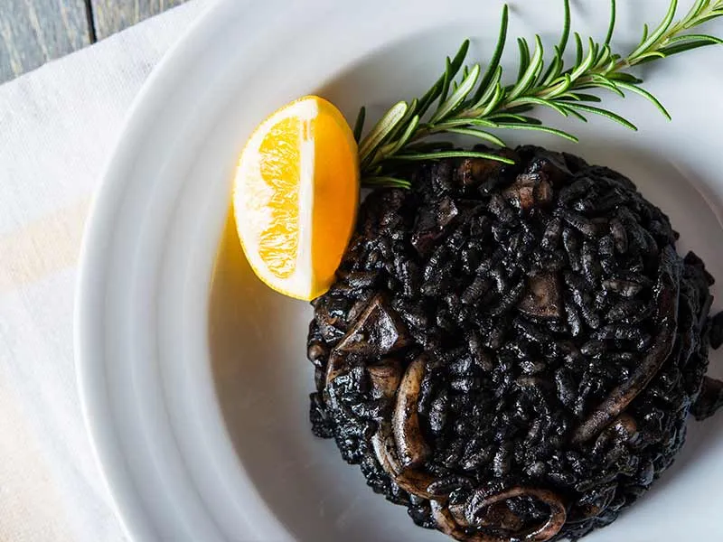 Receta de calamares en su tinta como los haría Chicote
