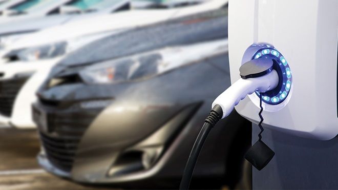 Para la OCU estos son los coches híbridos enchufables más baratos del mercado