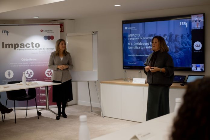 Presentación de Impacto de Mujeres en Farma