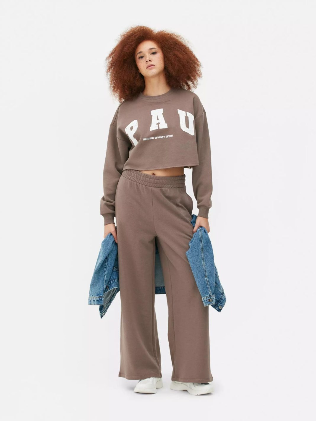 Sudadera Corta de Paula Echevarría
