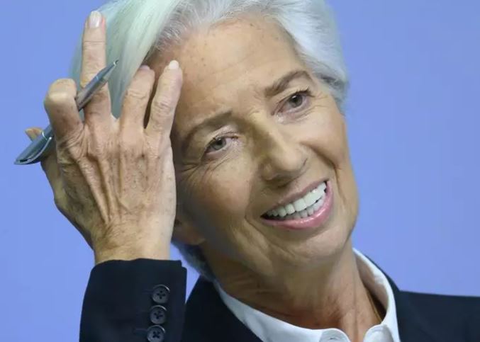 Christine Lagarde cobró 444.984 euros como presidenta del BCE en 2023