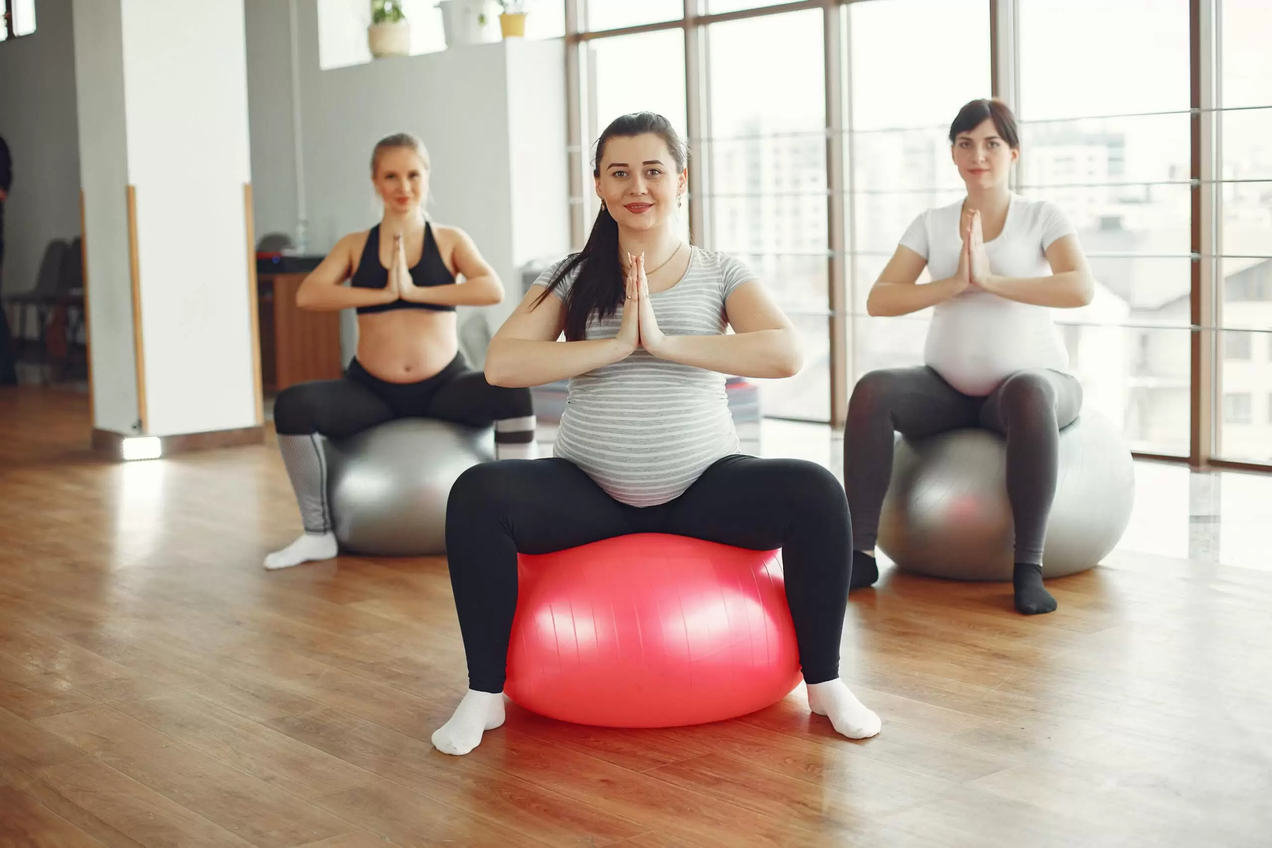 MÁS ALLÁ DEL EJERCICIO: PILATES COMO CONEXIÓN CON EL EMBARAZO