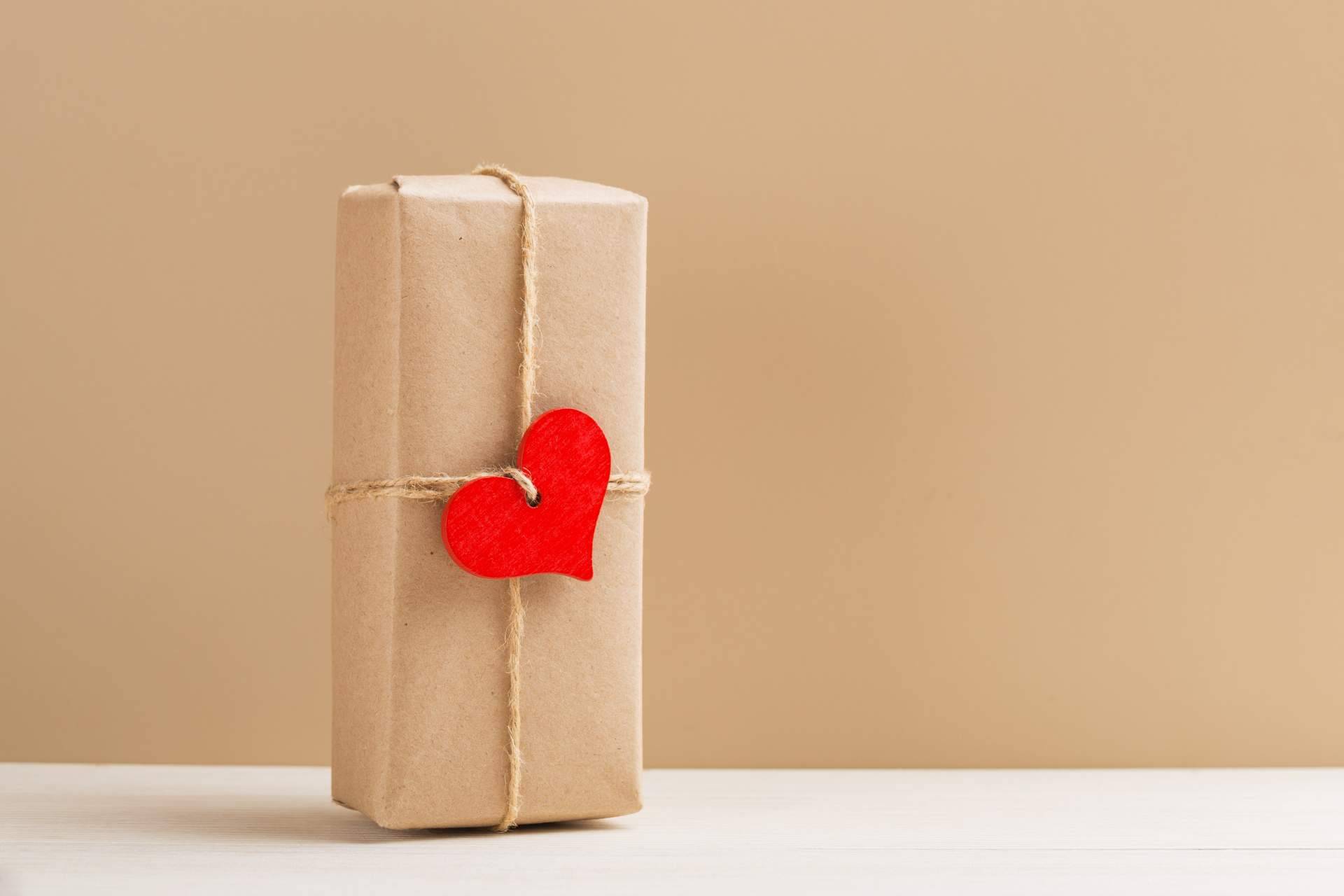 En Hogar y Más se puede encontrar decoración para San Valentín