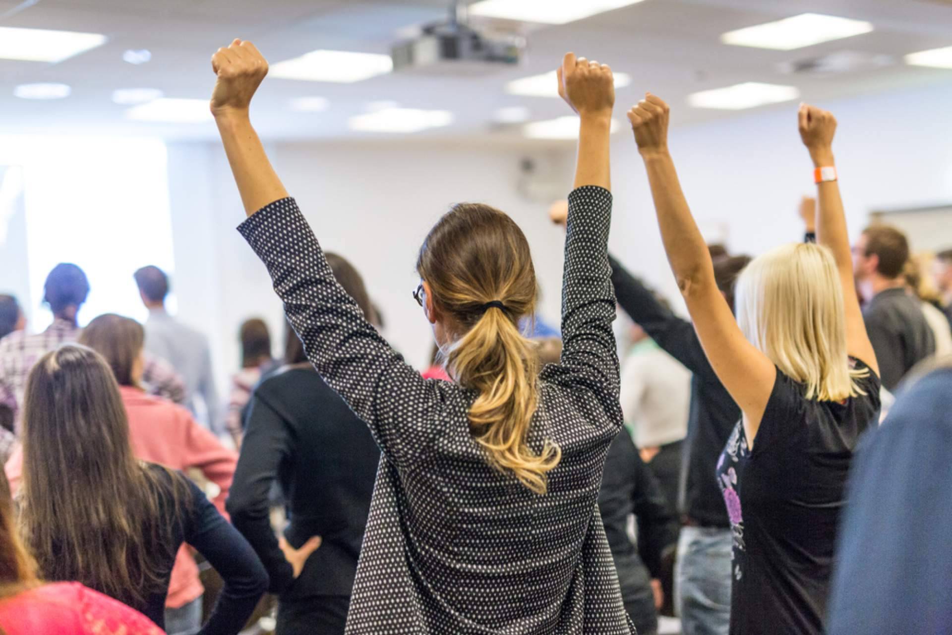 Cómo son los talleres ‘Entre Mujeres; Pensamiento positivo en Acción’
