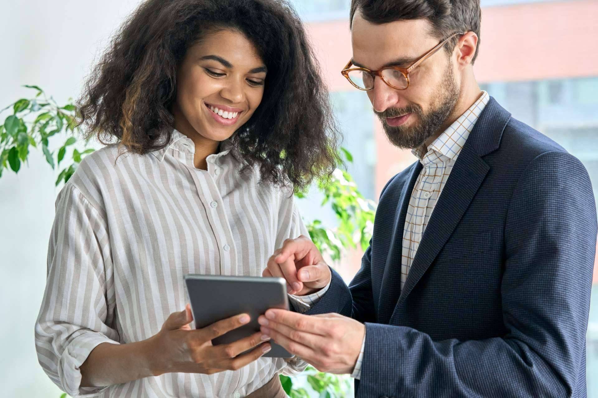 ¿Cómo agilizar la inscripción de dispositivos y usuarios con Applivery?