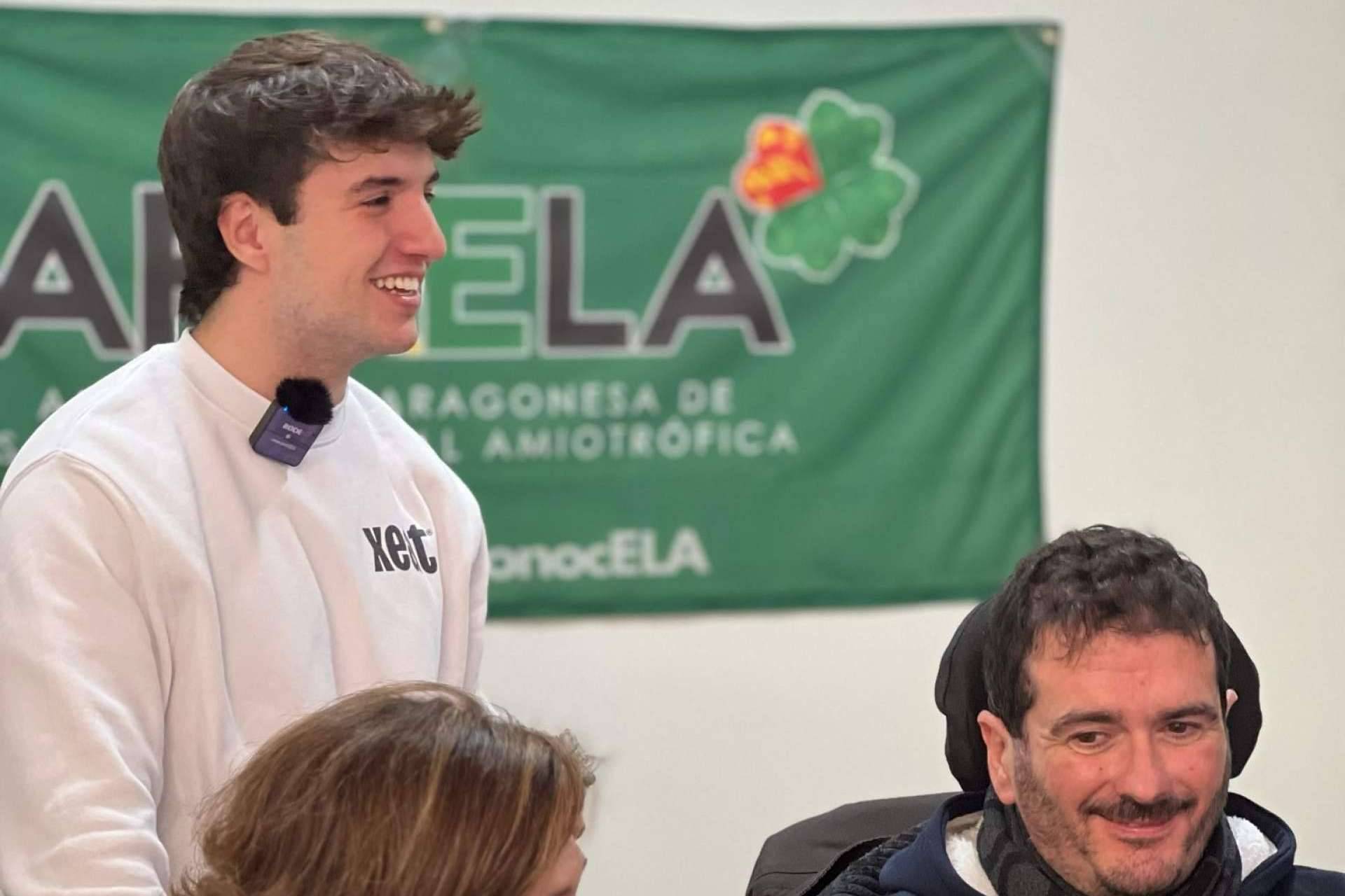 Xeat Burgers lanza una campaña de apoyo a la fundación ARAELA