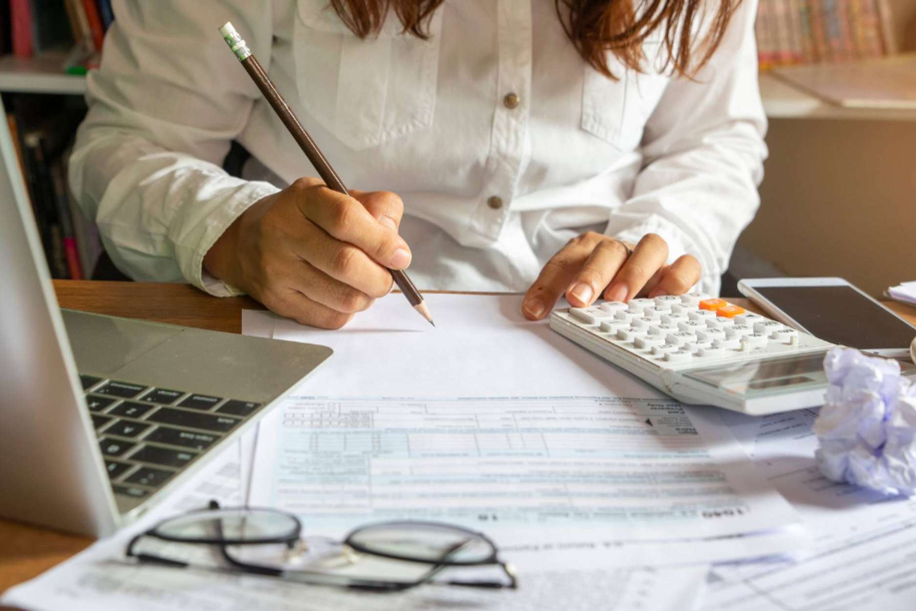 Optimización fiscal. Conocer las claves para gestionar la cifra de negocios de una empresa en el cierre del año