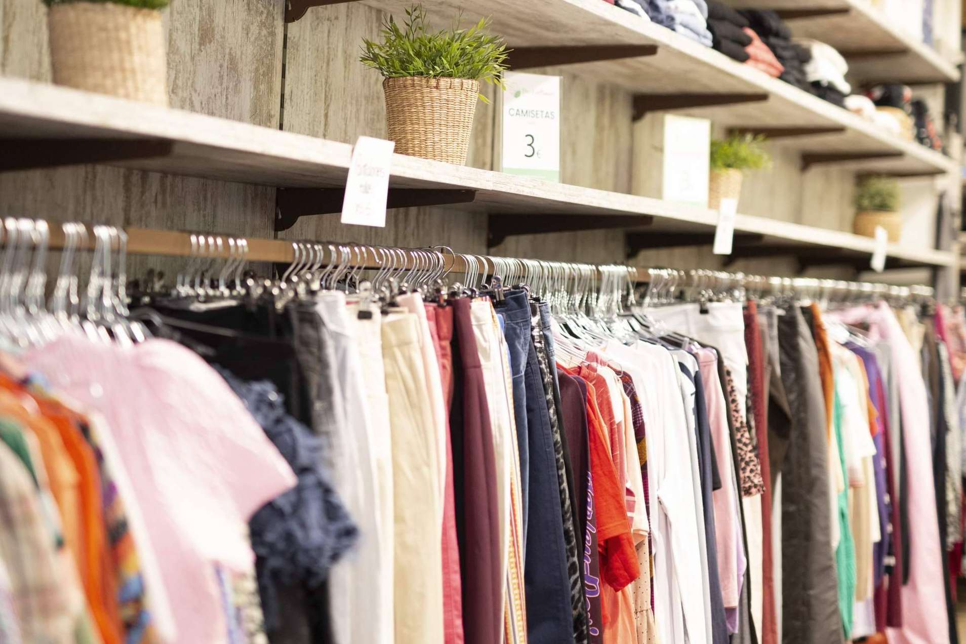 La nueva tienda de ropa, DayForPlanet, fomenta la moda sostenible