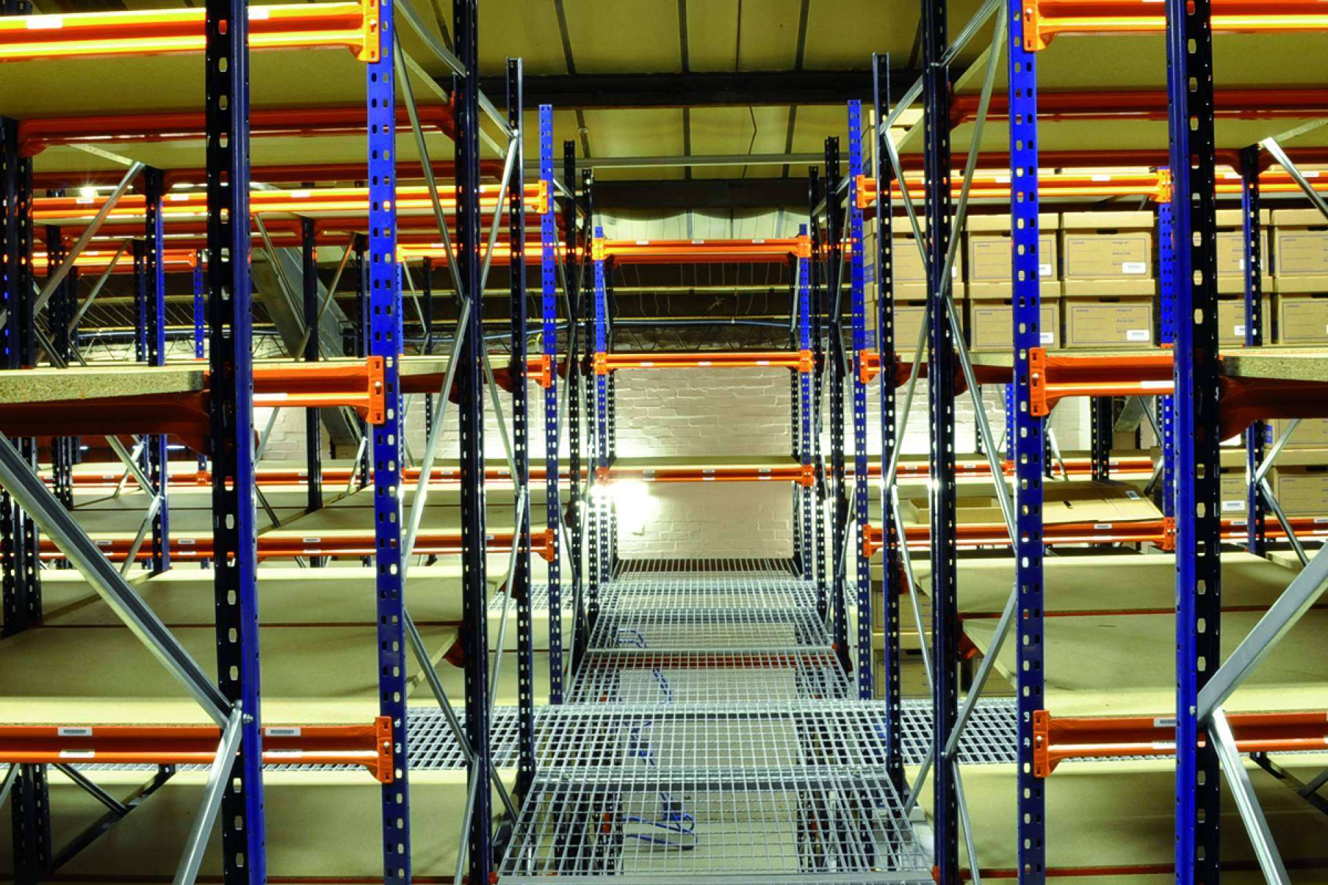 Logisprix, expertos en estanterías industriales
