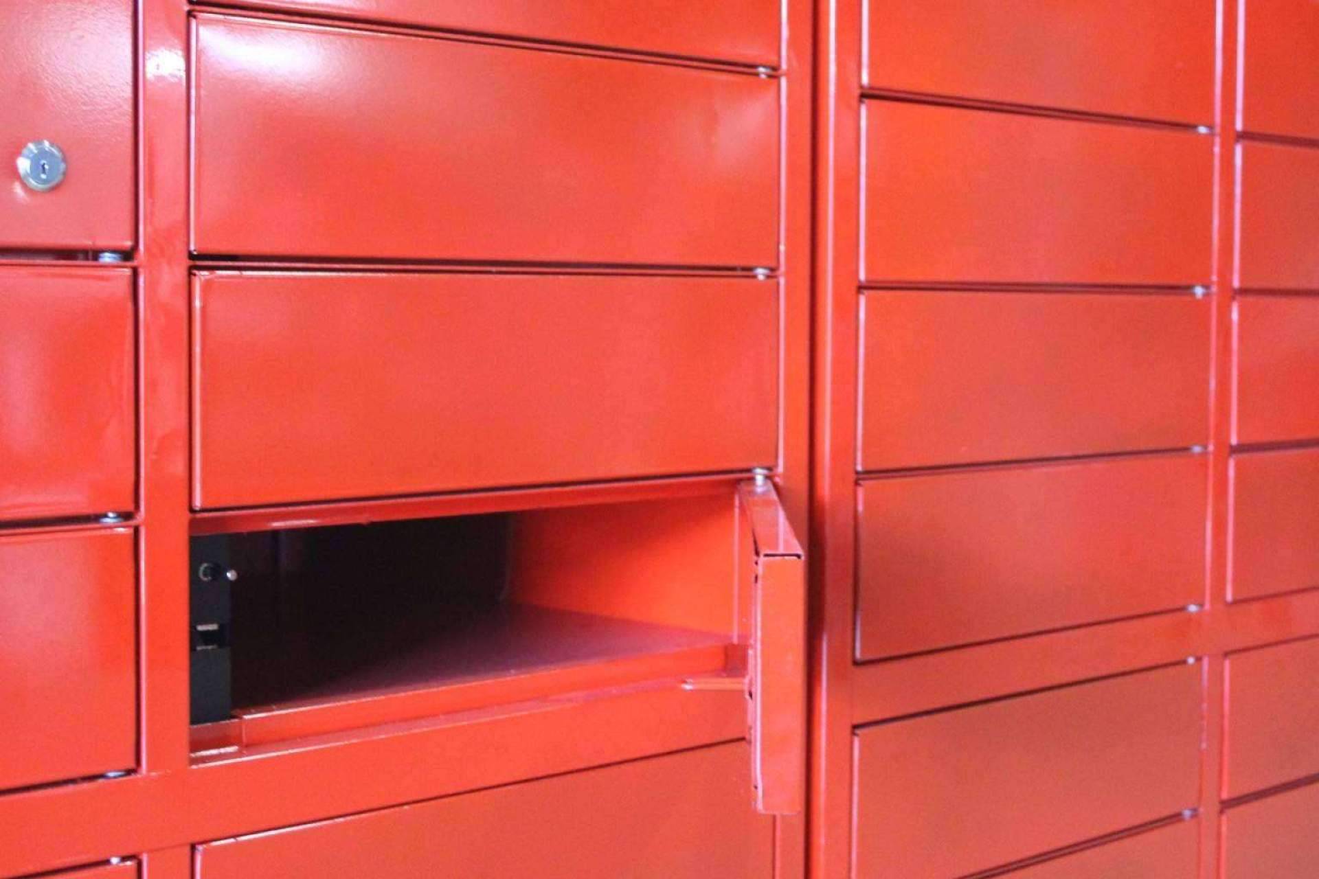 Constructores y desarrolladores se suman a la nueva tendencia de lockers inteligentes para paquetería en edificios