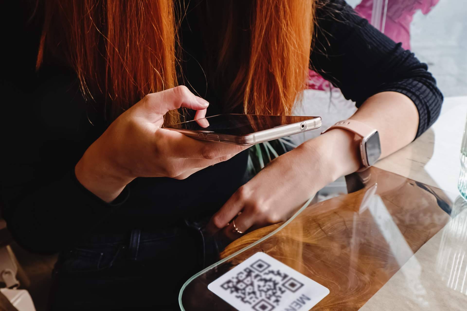 ¿Cómo crear un propio menú digital sin conocimiento técnico?, de la mano de d’menu