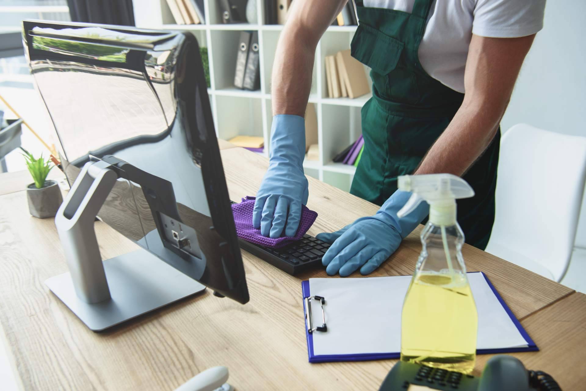 Cómo escoger una empresa limpieza en Madrid, claves y consejos