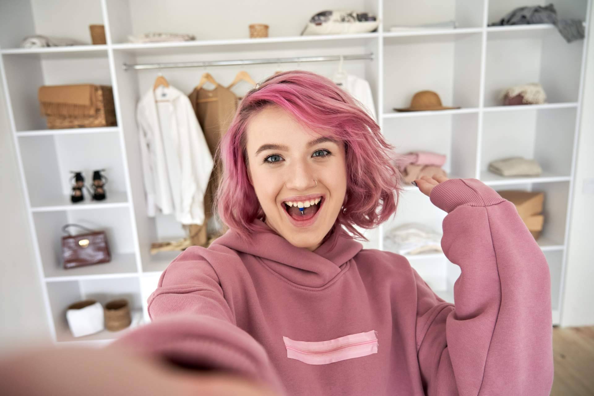 Brandarmies España y las ventajas de promocionar un negocio con microinfluencers en 2024