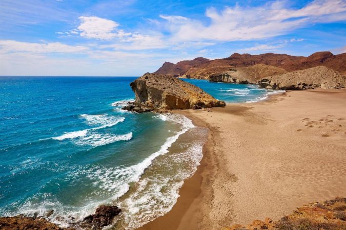 CABO DE GATA: ENTRE ARENAS Y SELVAS 