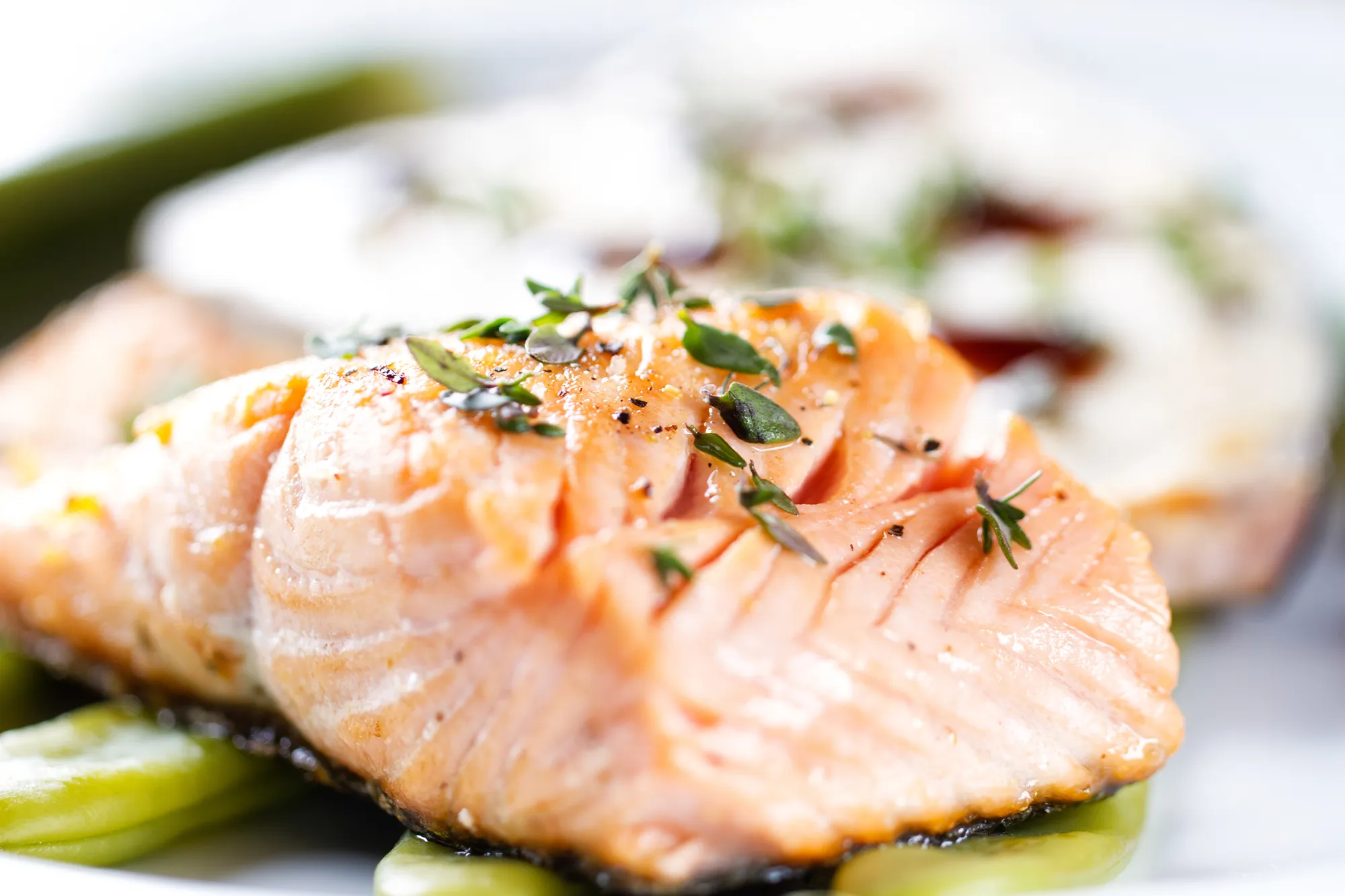 Dieta pescatariana: ¿Es tan saludable como dicen? La respuesta te sorprenderá 1 Merca2.es UN MAR DE NUTRIENTES