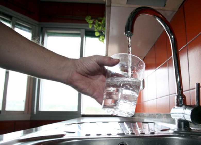 ¿En qué gastamos más agua diaria los españoles? El resultado te va a sorprender