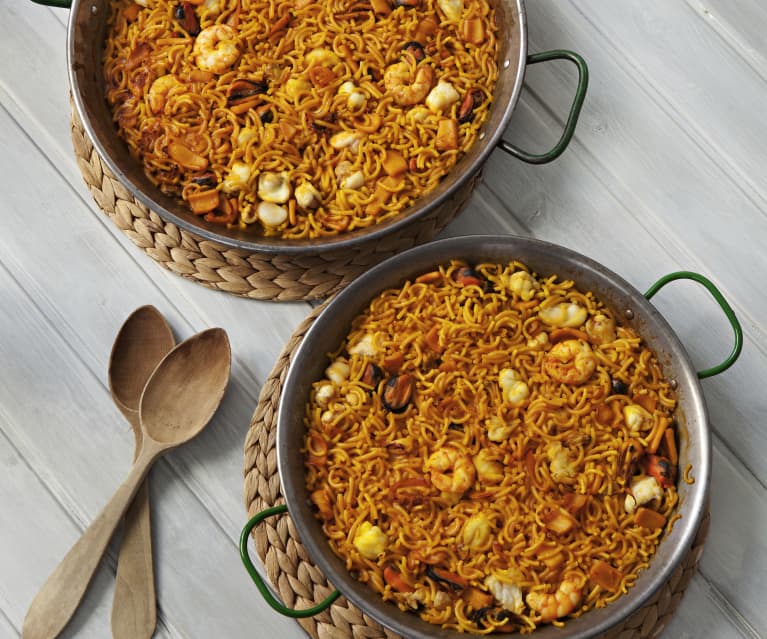 Fideuá de marisco, la receta tradicional valenciana