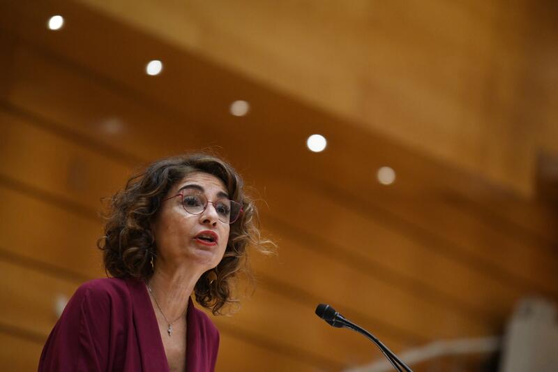 El rechazo del PP al déficit en el Senado significará 5.000 millones menos para CCAA y EELL, según Montero