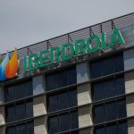 Iberdrola se enfrenta a Repsol por competencia desleal y la acusa de ‘greenwashing’