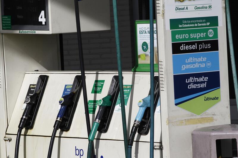 El consumo de productos petrolíferos descendió un 1,2% en 2023